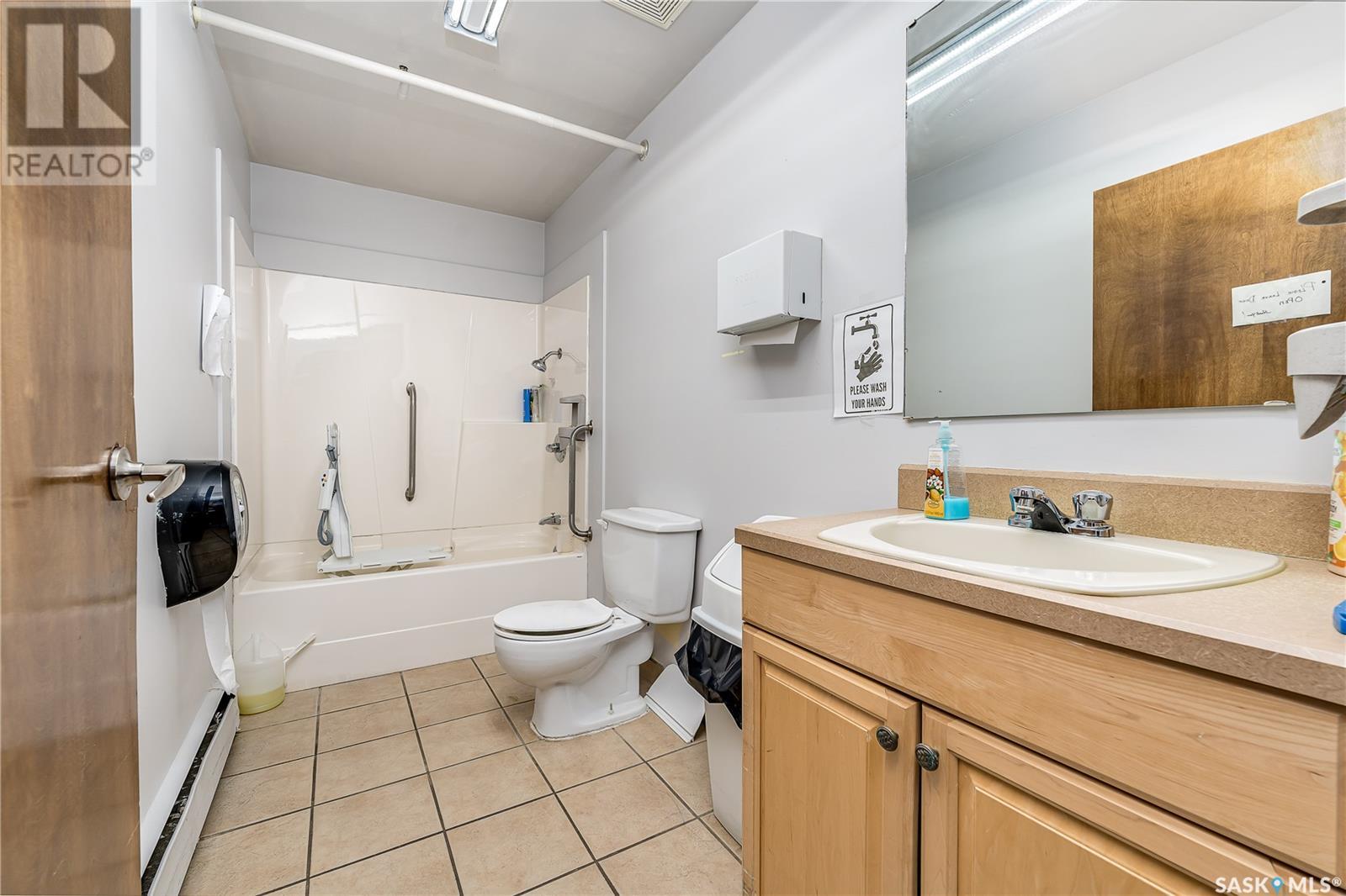 1236 3rd Avenue Nw, Moose Jaw, Saskatchewan  S6H 3V3 - Photo 36 - SK013858