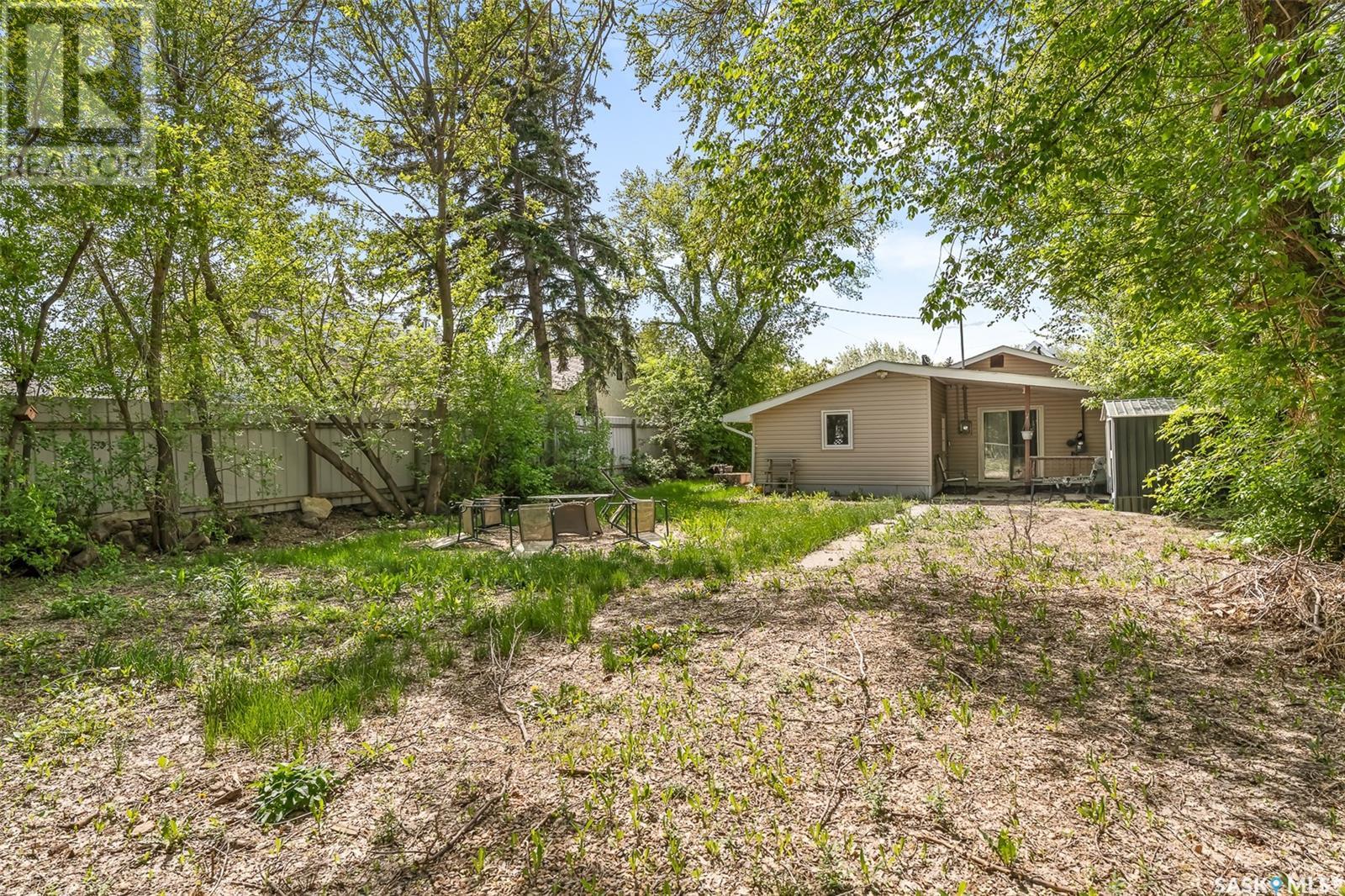 1317 Connaught Avenue, Moose Jaw, Saskatchewan  S6H 4B9 - Photo 39 - SK013829