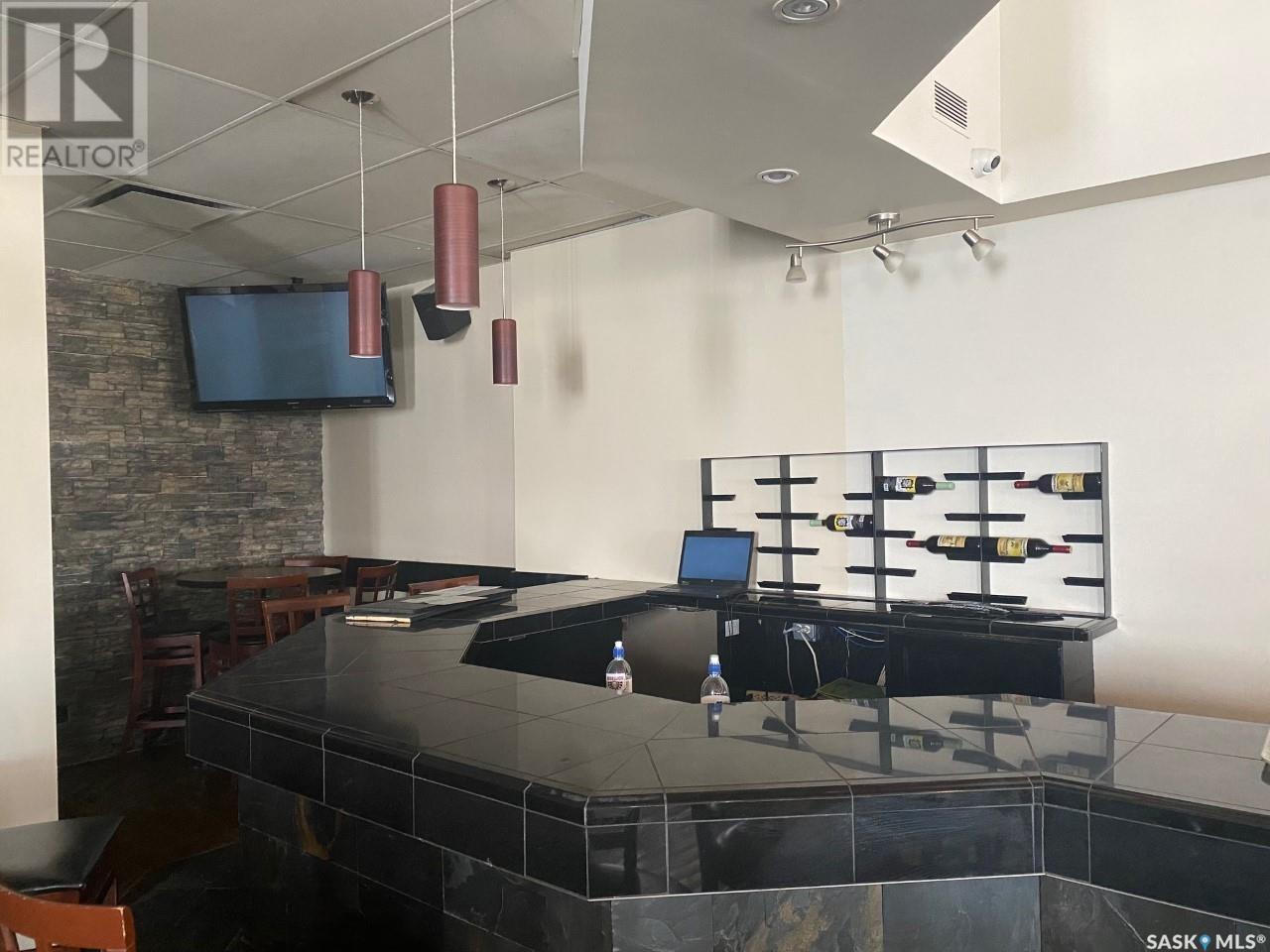 8 Main Street N, Moose Jaw, Saskatchewan  S6H 0V8 - Photo 3 - SK013788