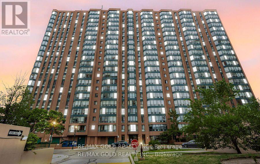 1213 - 155 Hillcrest Avenue, Mississauga, Ontario  L5B 3Z2 - Photo 1 - W12309400
