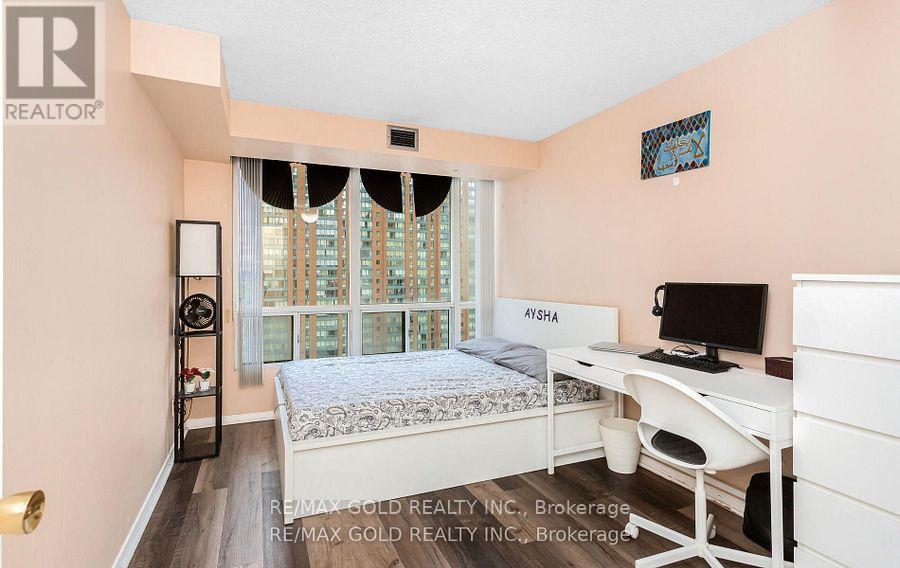 1213 - 155 Hillcrest Avenue, Mississauga, Ontario  L5B 3Z2 - Photo 19 - W12309400