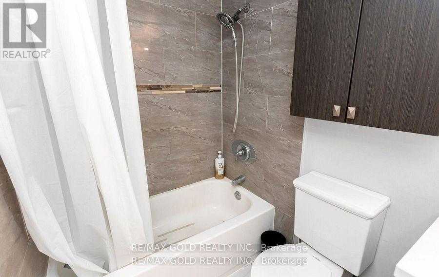 1213 - 155 Hillcrest Avenue, Mississauga, Ontario  L5B 3Z2 - Photo 23 - W12309400