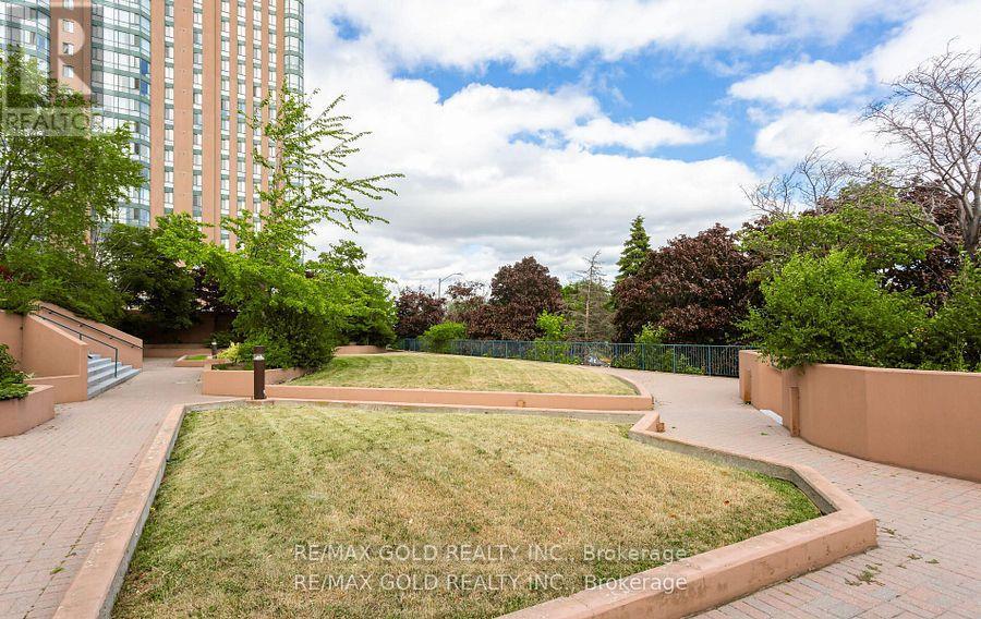 1213 - 155 Hillcrest Avenue, Mississauga, Ontario  L5B 3Z2 - Photo 32 - W12309400