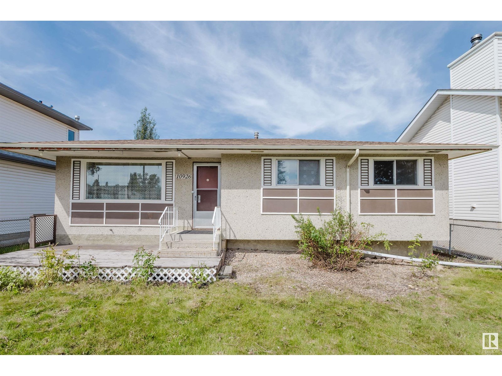 Property at 10926 153 ST NW image 3