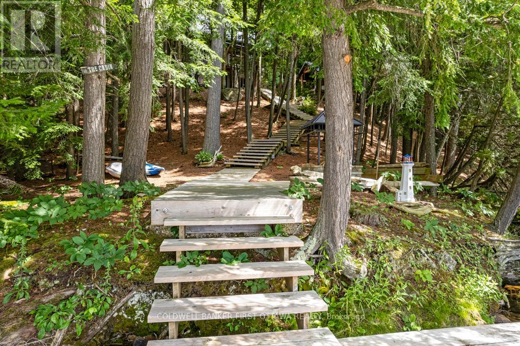 2275 Palmerston Lake, Frontenac, Ontario  K0H 2J0 - Photo 4 - X12309453