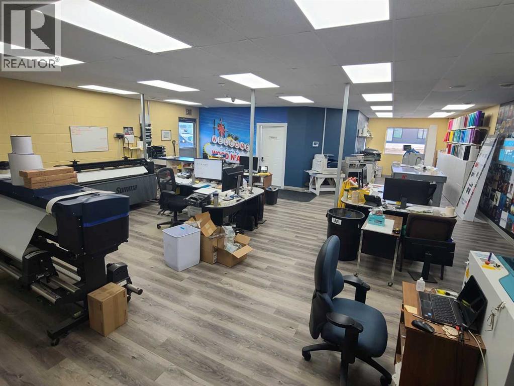 7810 102 Avenue, Peace River, Alberta  T8S 1R2 - Photo 13 - A2202161