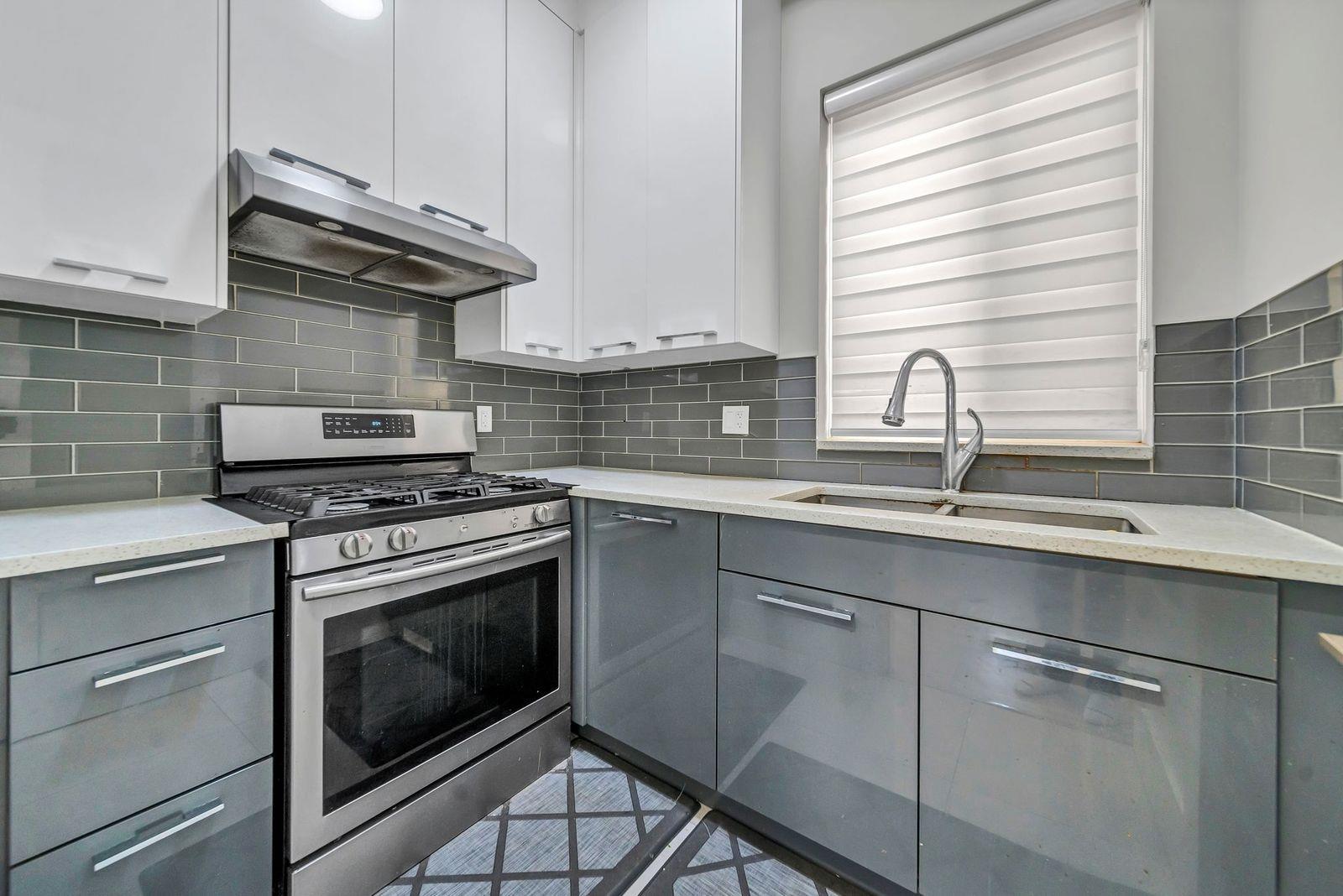 14039 59a Avenue, Surrey, British Columbia  V3X 1E3 - Photo 5 - R3028360