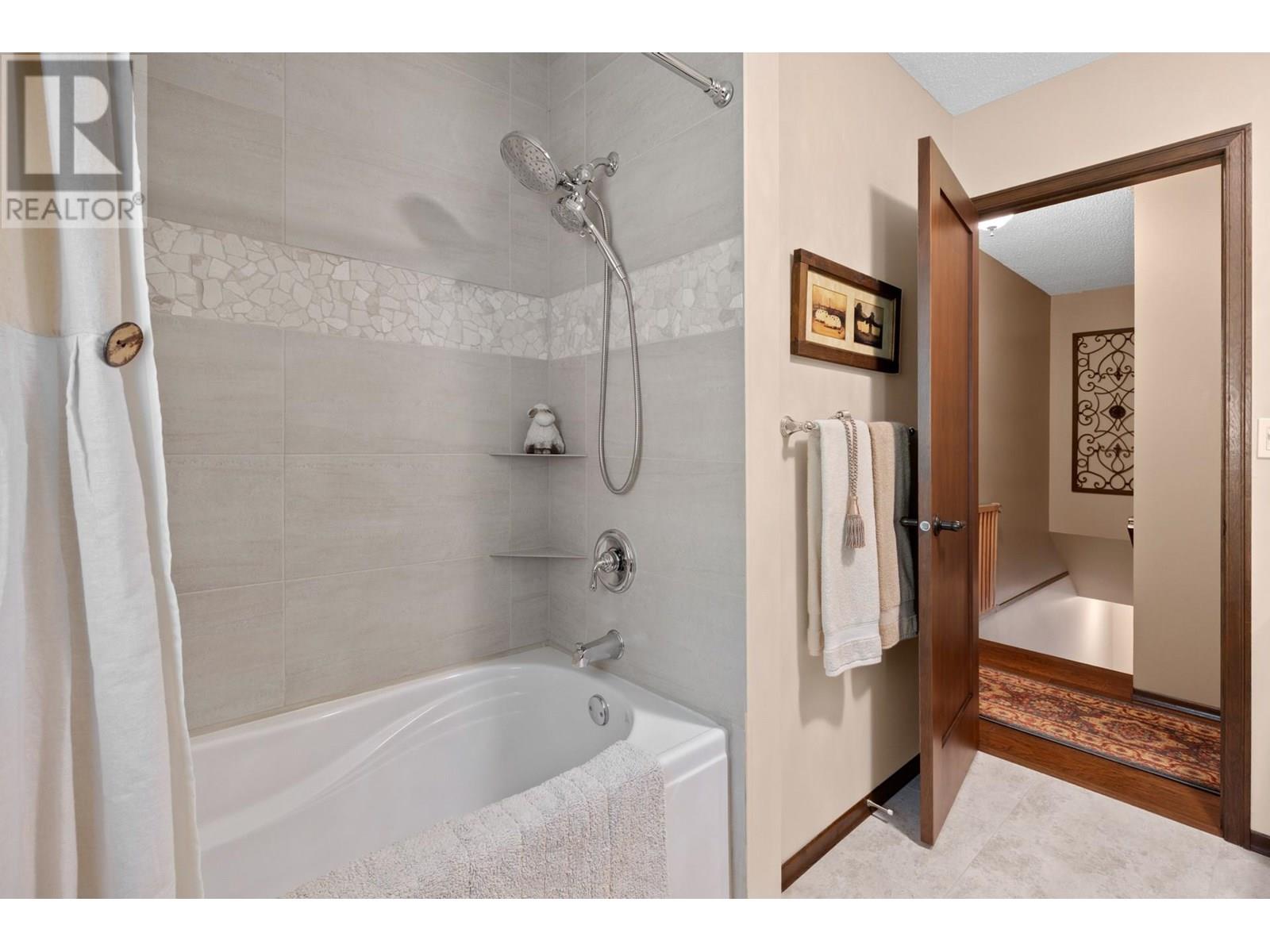 13 Alameda Court Kelowna Photo 24 13 Alameda Court Kelowna Photo 24