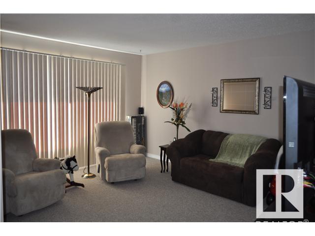 Property at 6706 19 AV NW image 2