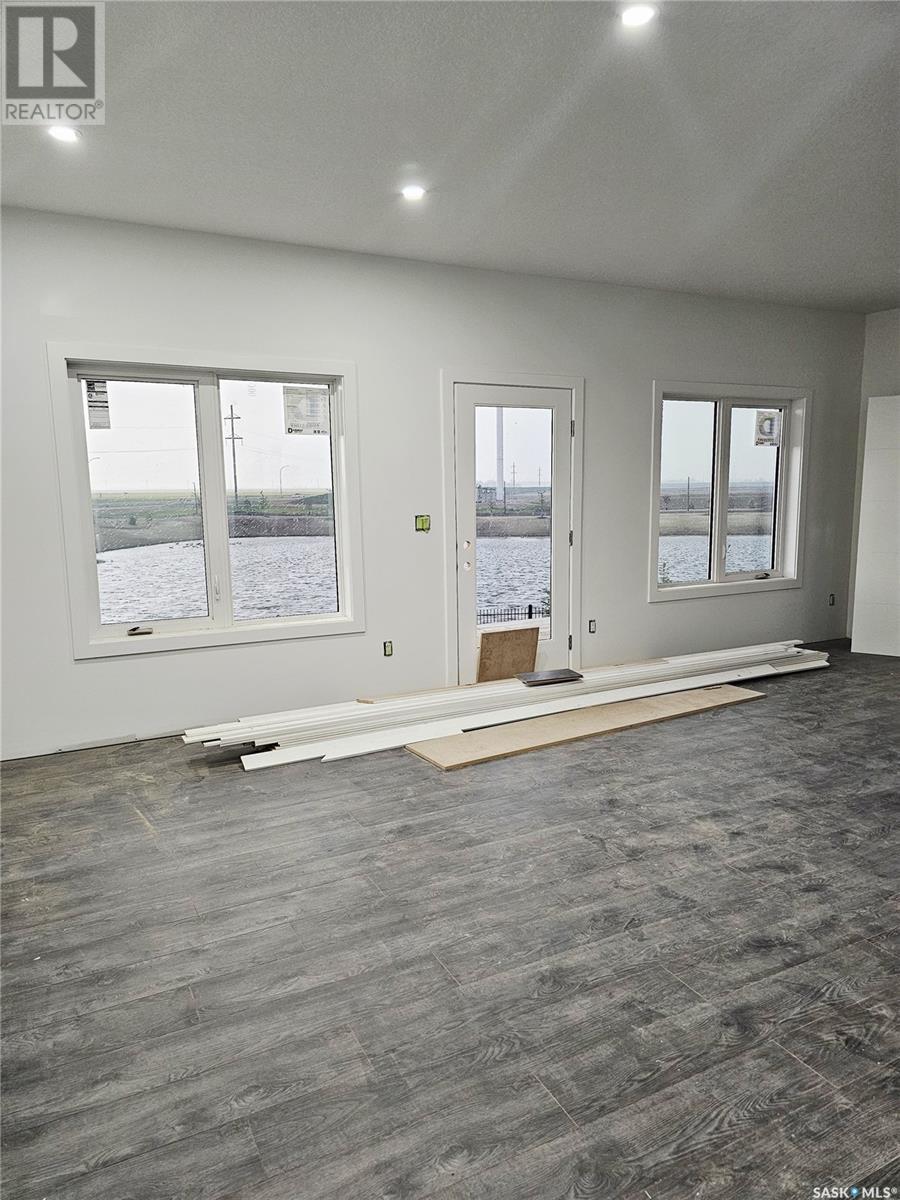 157 Antonini Court, Saskatoon, Saskatchewan  S7R 0M3 - Photo 7 - SK013860