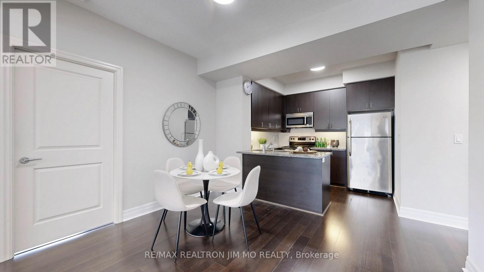 416 - 8110 Birchmount Road, Markham, Ontario  L6G 0E3 - Photo 17 - N12309508