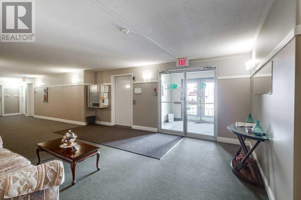 Property at 105, 5211 39 Street image 2