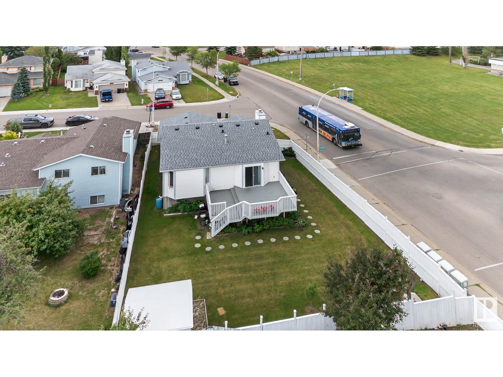 15404 73 St Nw, Edmonton, Alberta  T5Z 2X9 - Photo 4 - E4449939