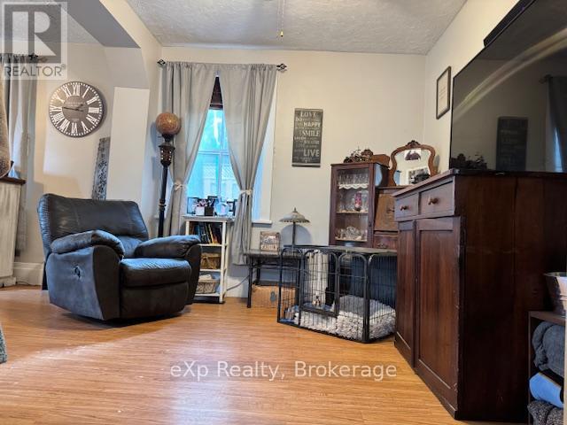 120 3rd Avenue Sw, Arran-Elderslie, Ontario  N0G 1L0 - Photo 6 - X12079947