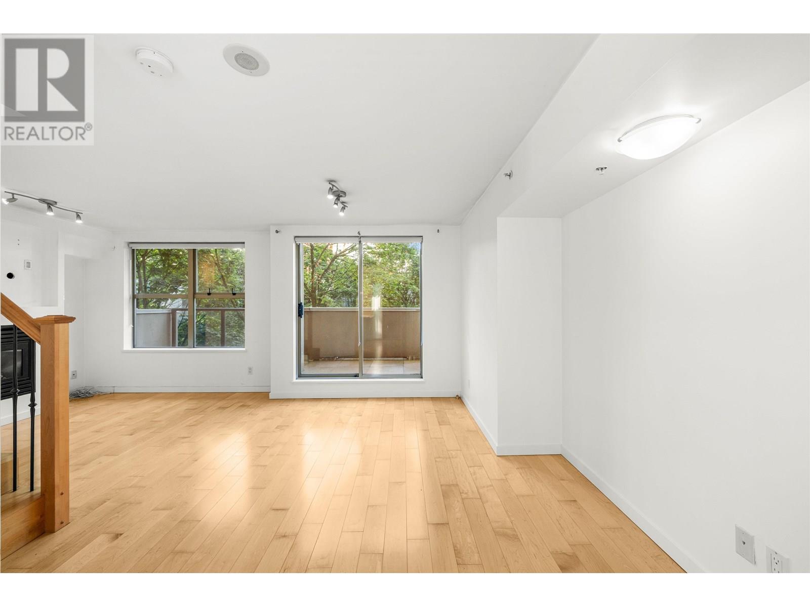 Th8 989 Richards Street, Vancouver, British Columbia  V6B 6R6 - Photo 5 - R3030628