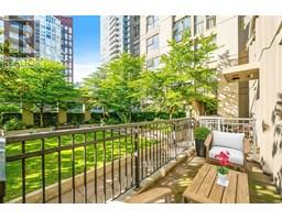 TH8 989 RICHARDS STREET, Vancouver, British Columbia
