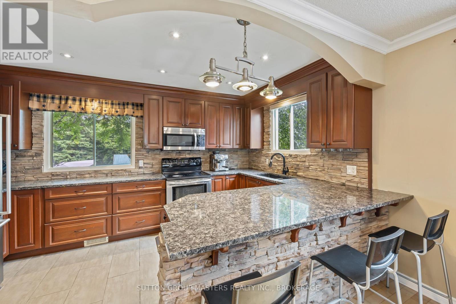 960 Milford Drive, Kingston, Ontario  K7P 1N6 - Photo 8 - X12296283