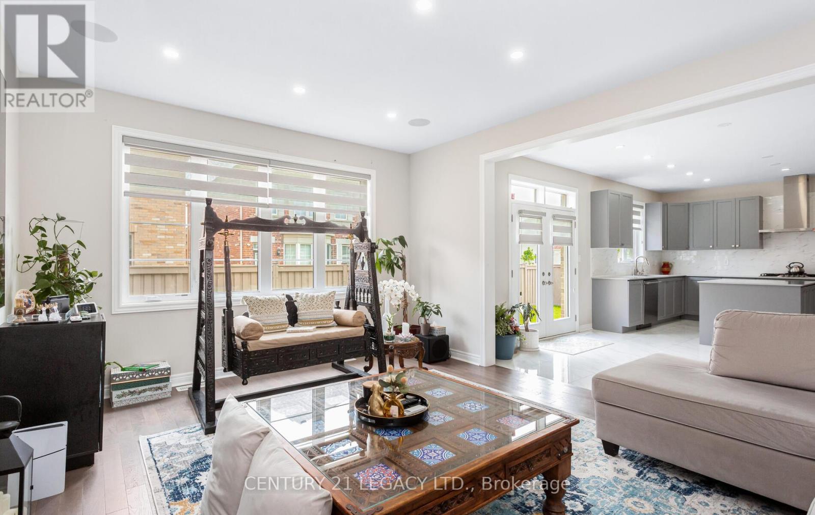 35 Farringdon Crescent, Brampton, Ontario  L7A 4Z6 - Photo 18 - W12309560