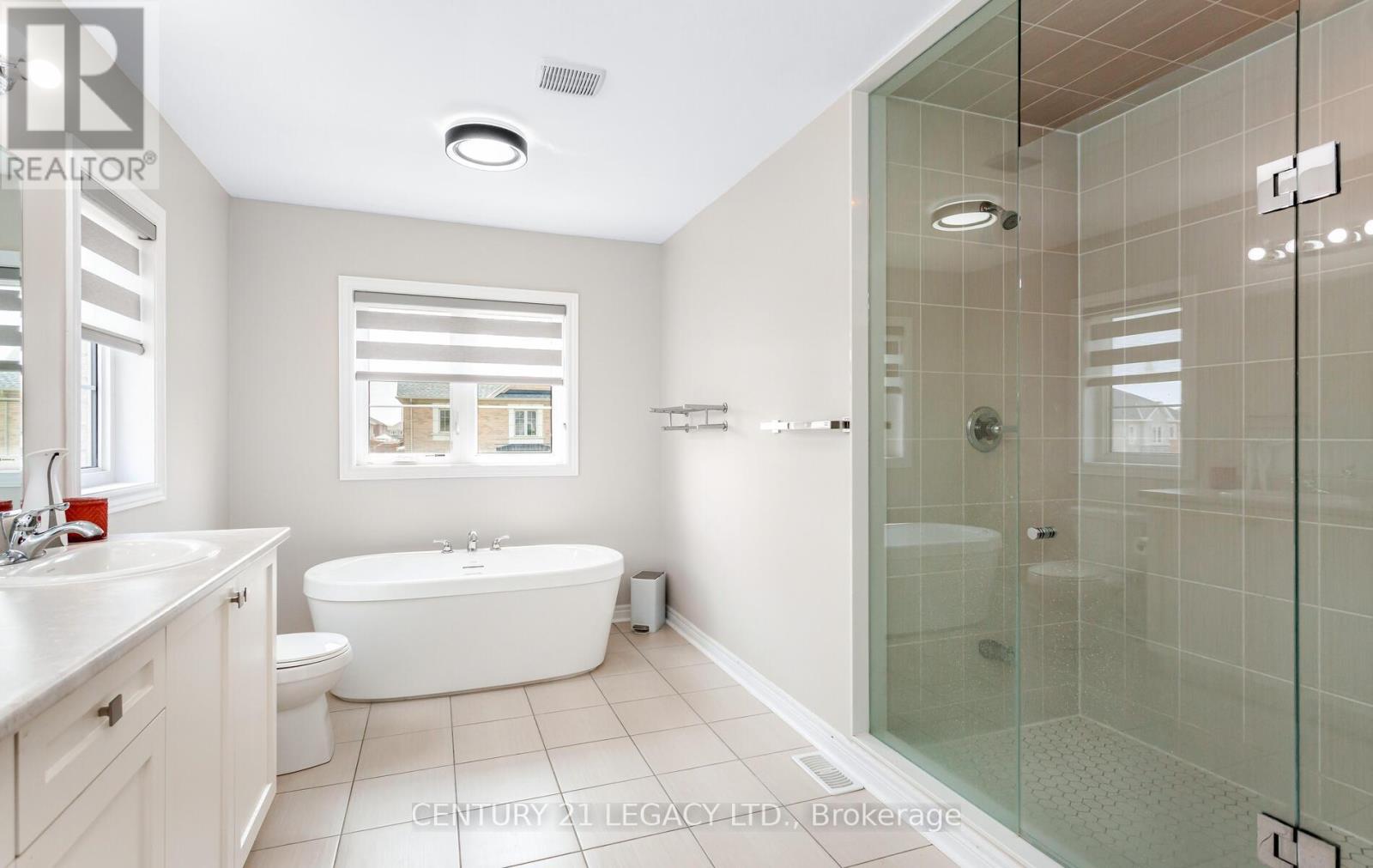 35 Farringdon Crescent, Brampton, Ontario  L7A 4Z6 - Photo 33 - W12309560