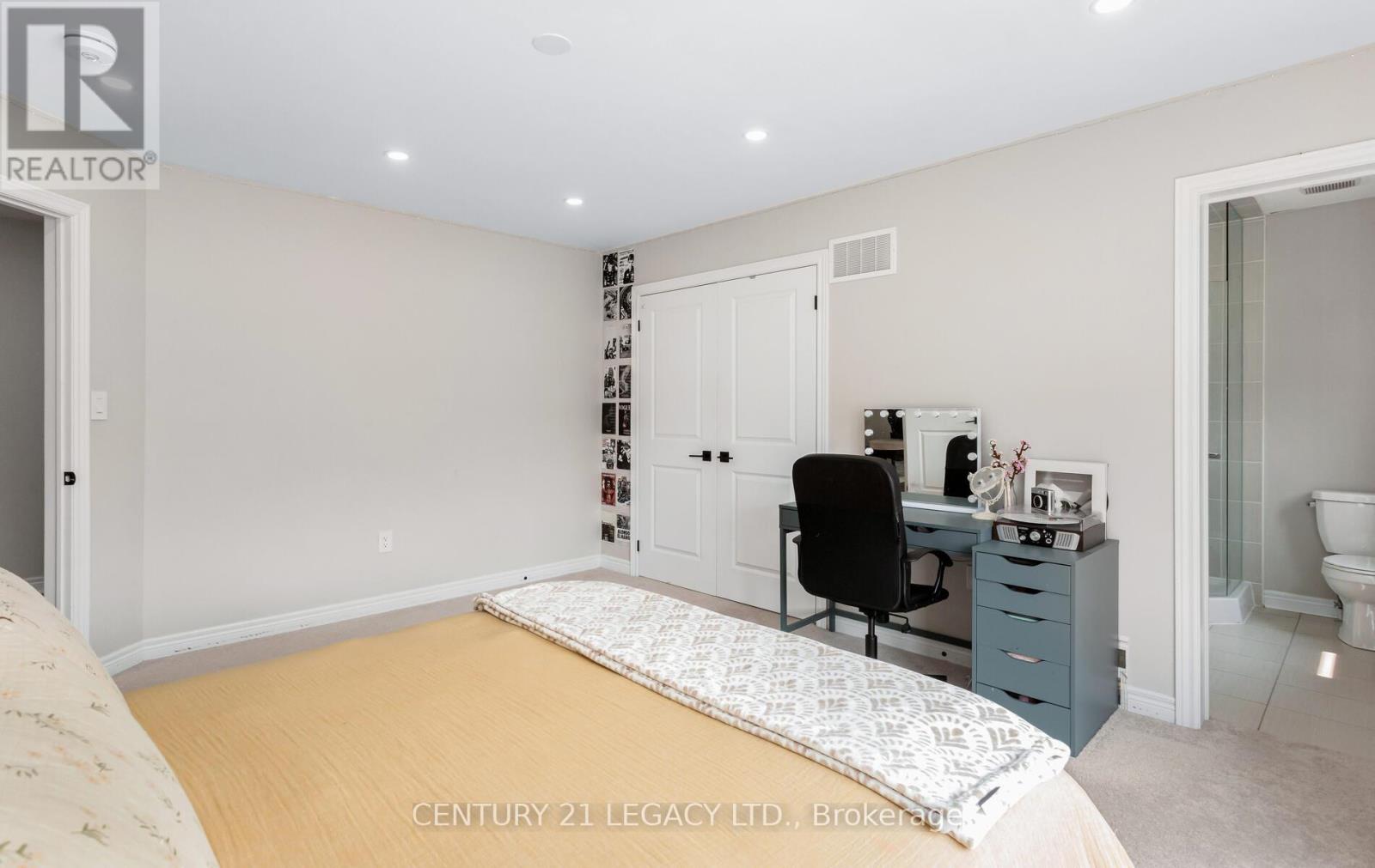 35 Farringdon Crescent, Brampton, Ontario  L7A 4Z6 - Photo 35 - W12309560