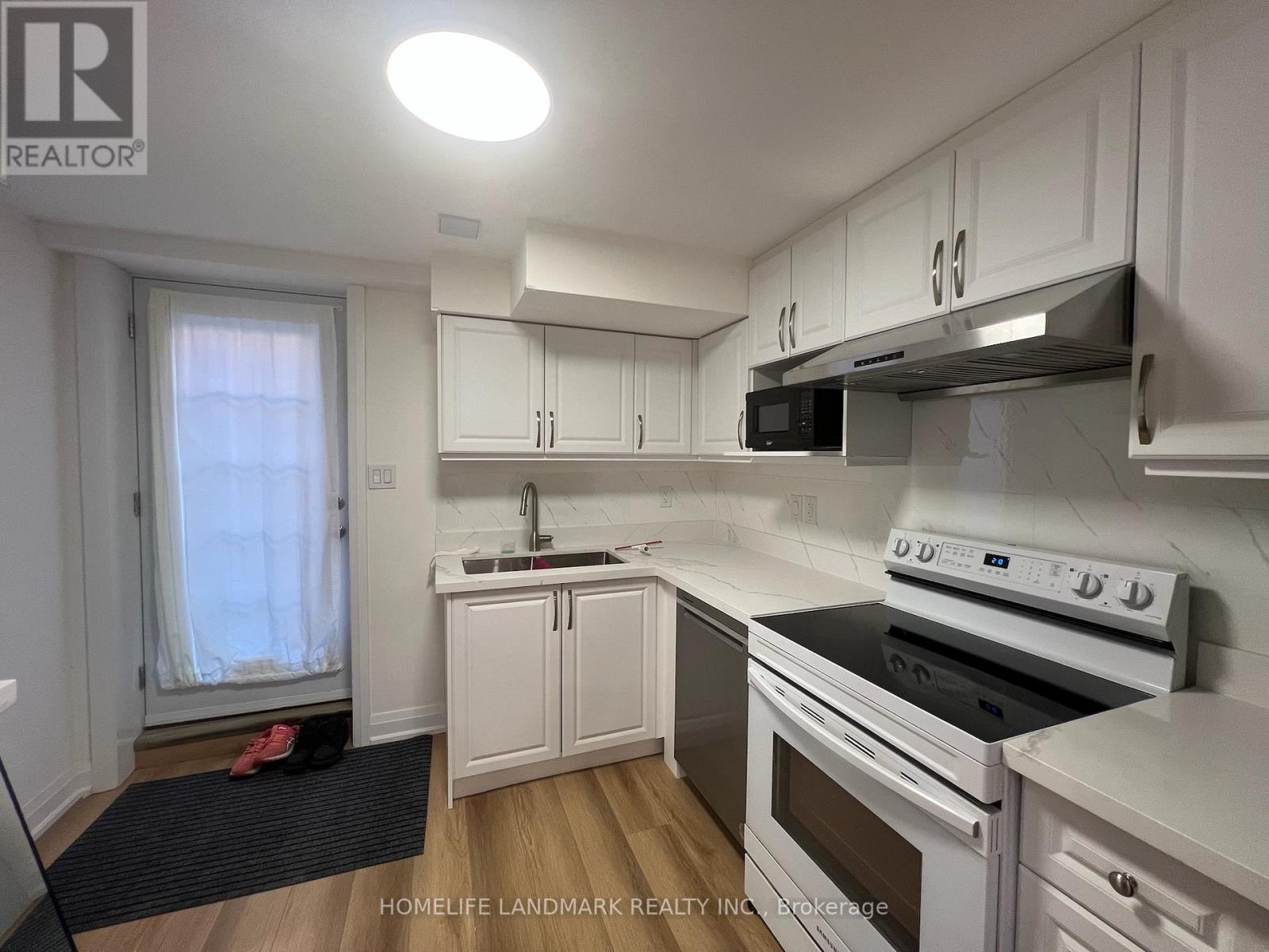 Basement - 2807 Guilford Crescent, Oakville, Ontario  L6J 6Z4 - Photo 7 - W12309579