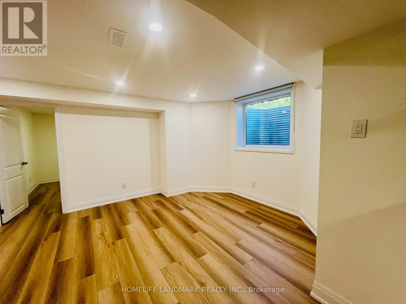 Basement - 2807 Guilford Crescent, Oakville, Ontario  L6J 6Z4 - Photo 8 - W12309579