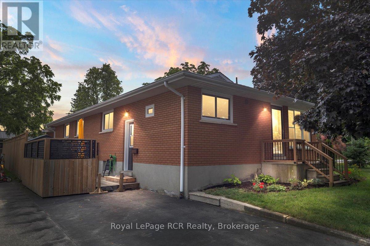 382 3rd Street, Hanover, Ontario  N4N 1B3 - Photo 28 - X12309590