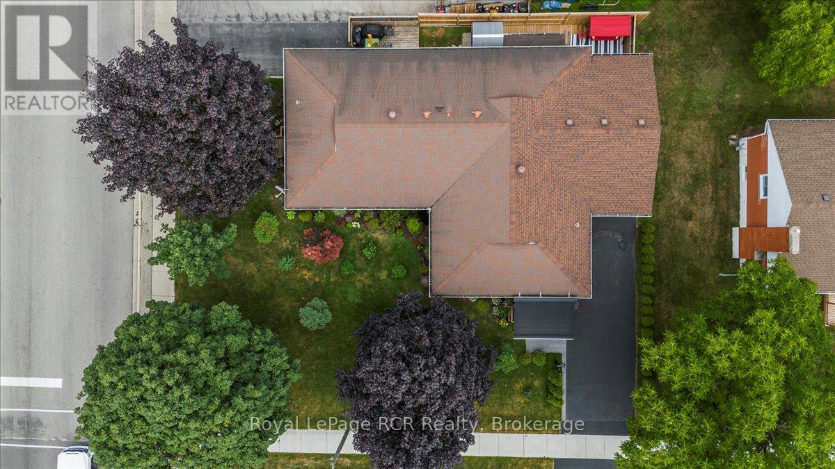 382 3rd Street, Hanover, Ontario  N4N 1B3 - Photo 33 - X12309590