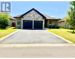 54 TAN AVENUE, Norfolk, Ontario