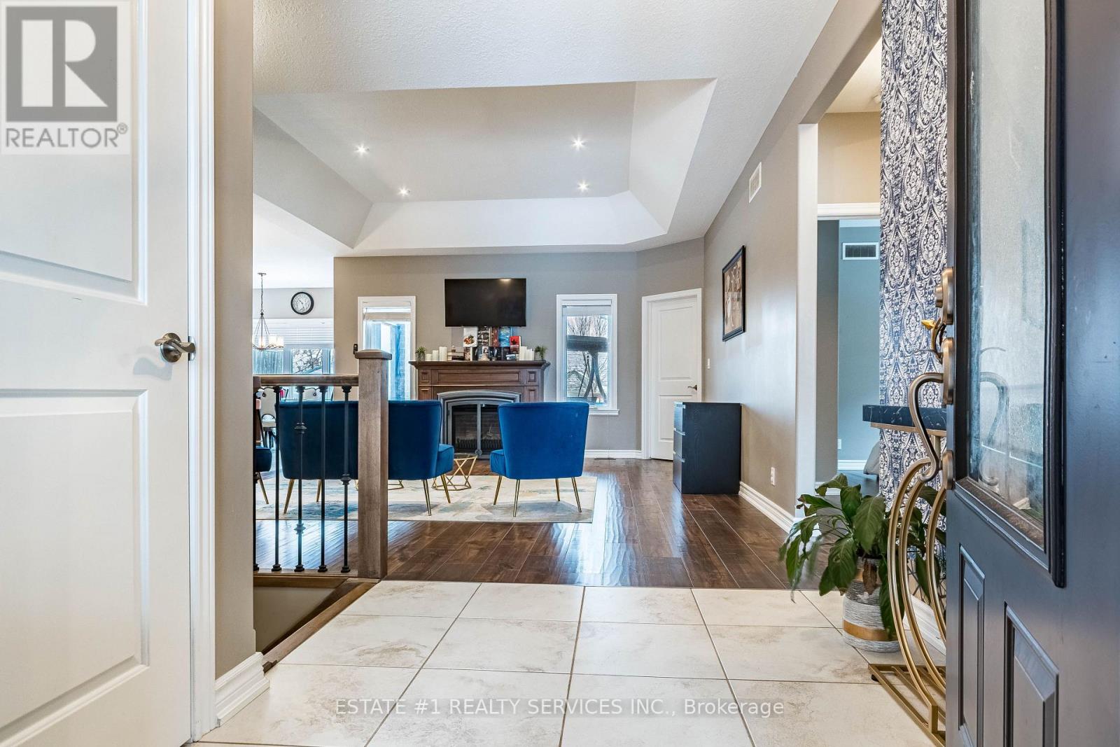 54 Tan Avenue, Norfolk, Ontario  N0E 1Y0 - Photo 3 - X12309559