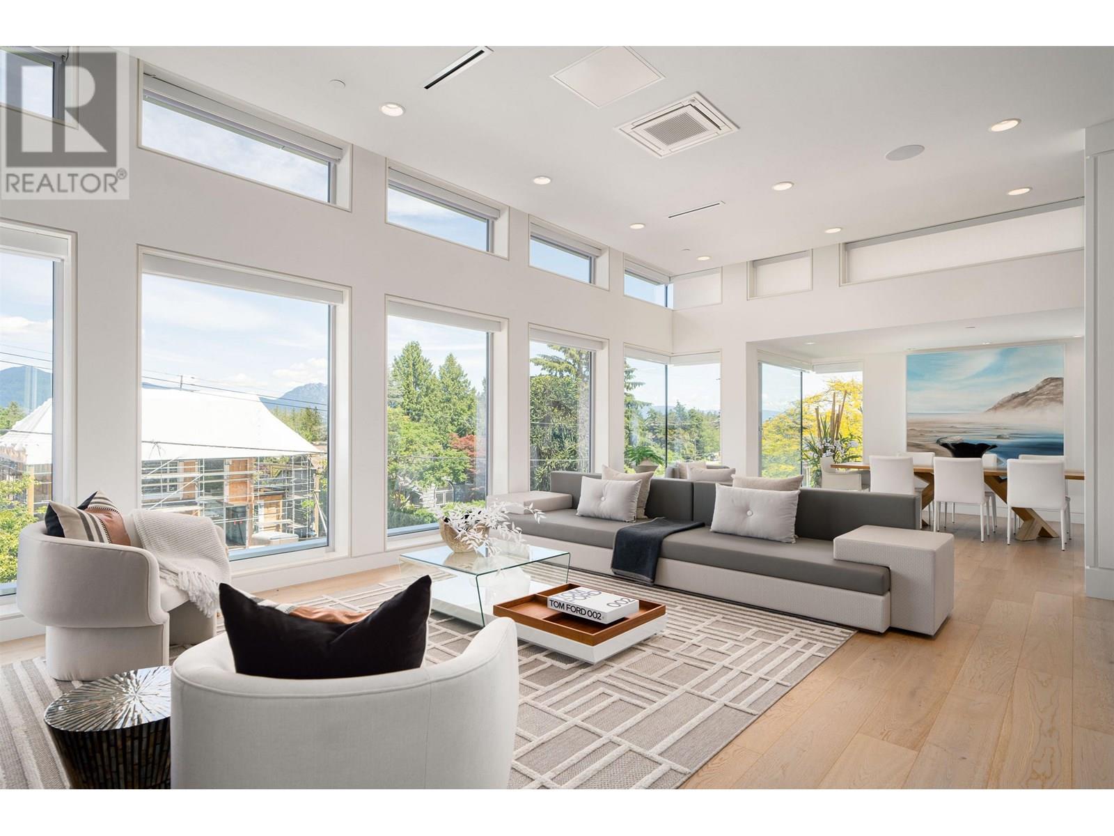 Property at 4528 LANGARA AVENUE image 5