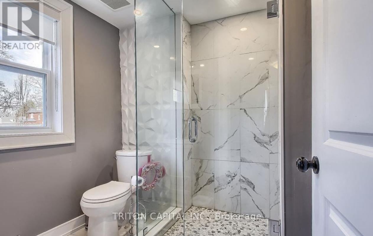 34 Napier Street, Vaughan, Ontario  L0J 1C0 - Photo 17 - N12309601