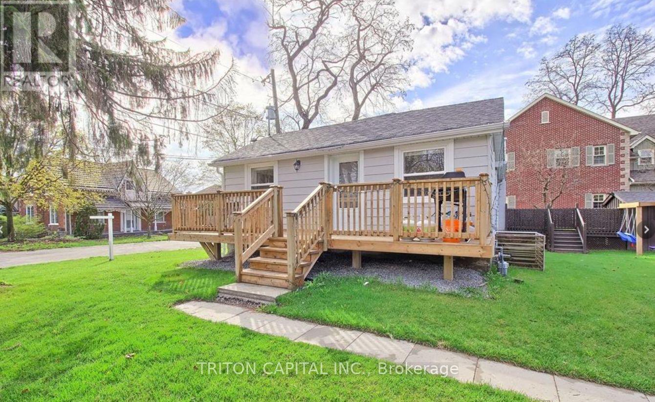 34 Napier Street, Vaughan, Ontario  L0J 1C0 - Photo 2 - N12309601