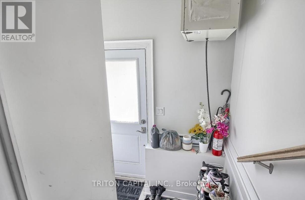 34 Napier Street, Vaughan, Ontario  L0J 1C0 - Photo 21 - N12309601