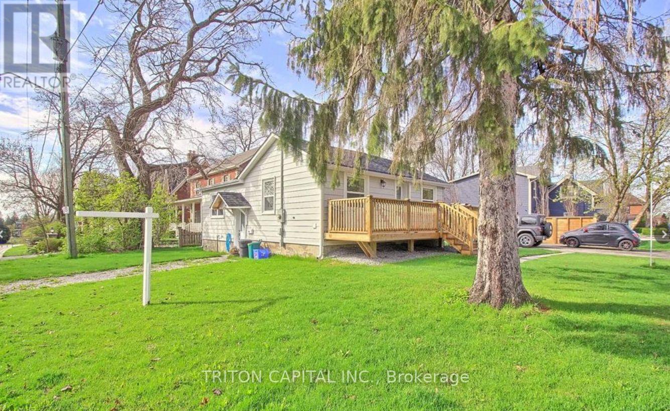 34 Napier Street, Vaughan, Ontario  L0J 1C0 - Photo 3 - N12309601