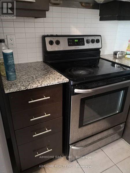Property at 27 - 370 SQUARE ONE DRIVE image 5