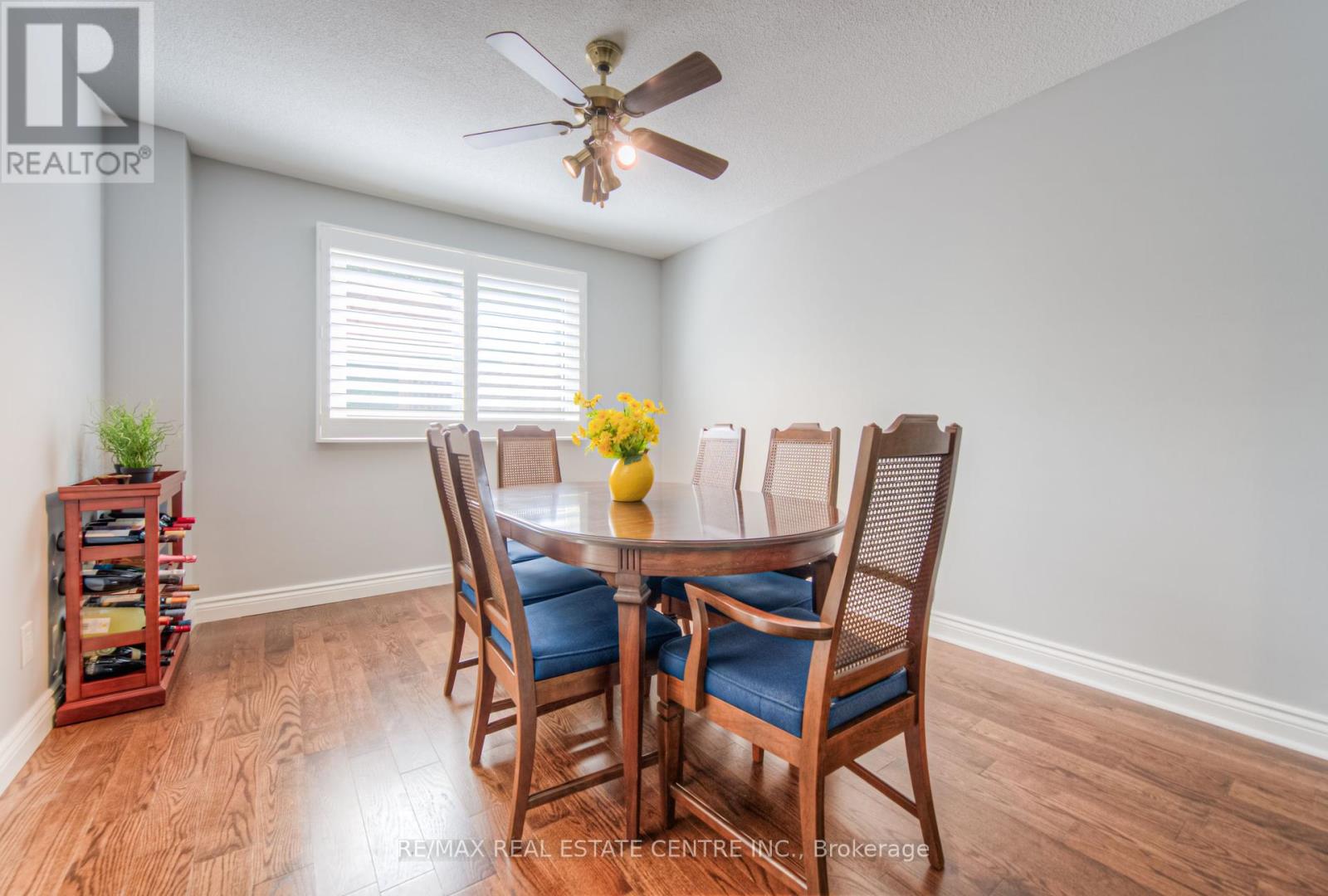 644 Donna Court, Burlington, Ontario  L7N 3H2 - Photo 14 - W12309611