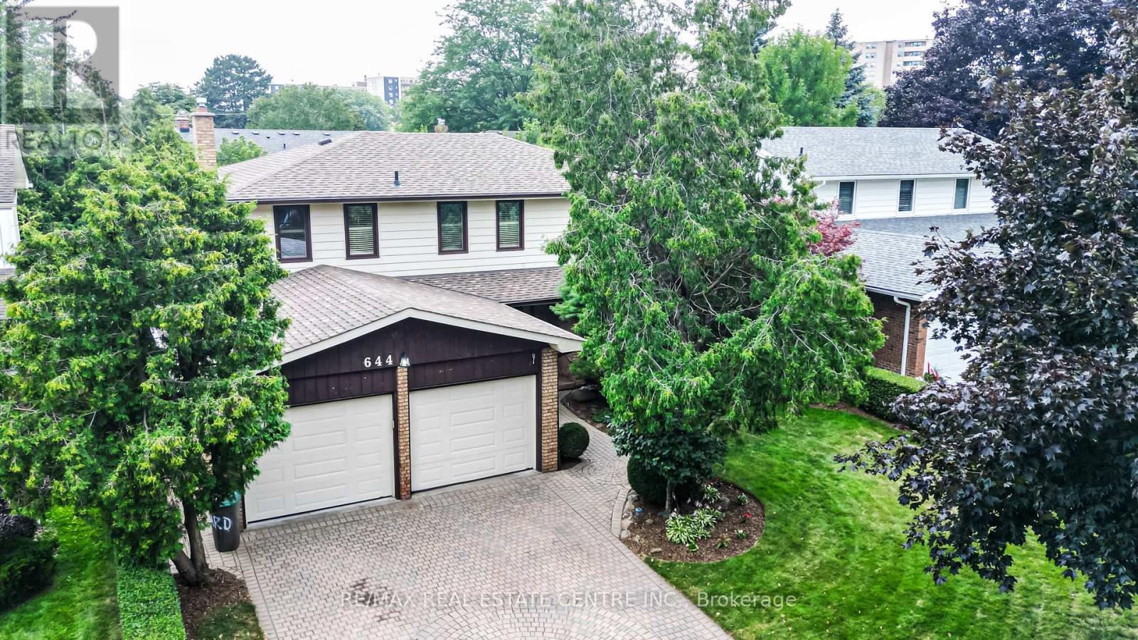 644 Donna Court, Burlington, Ontario  L7N 3H2 - Photo 47 - W12309611