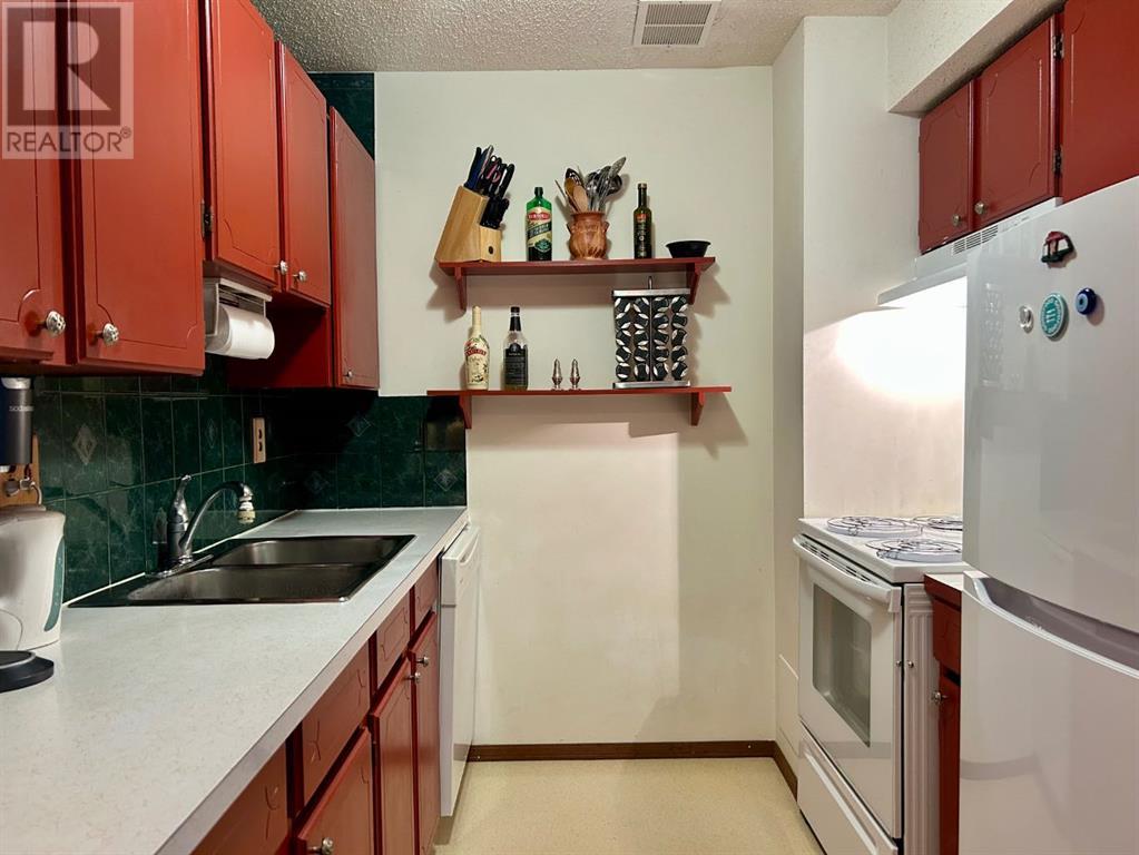 Property at 71, 4940 39 Avenue SW image 5