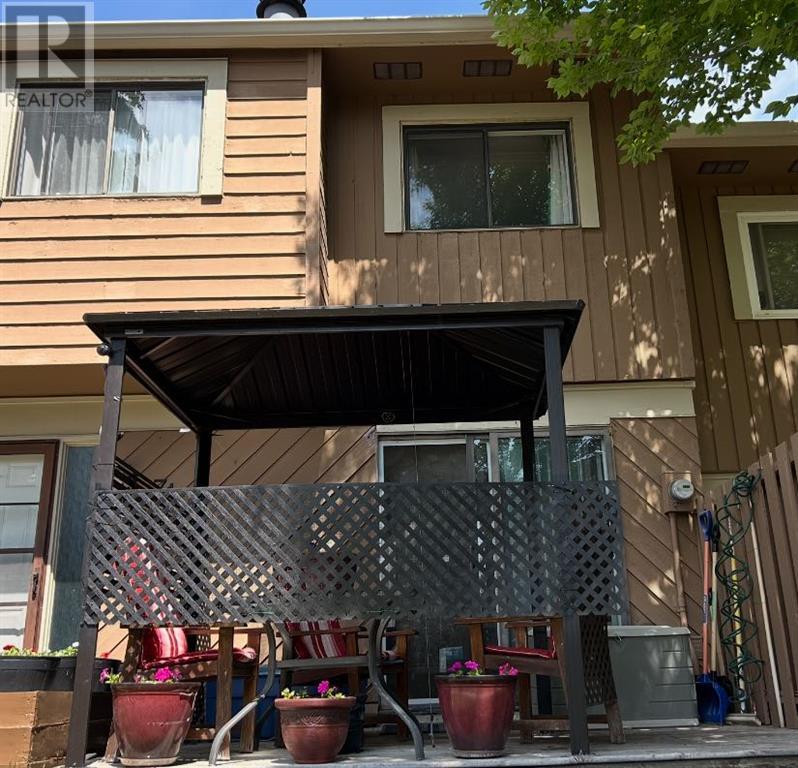 Property at 71, 4940 39 Avenue SW image 1
