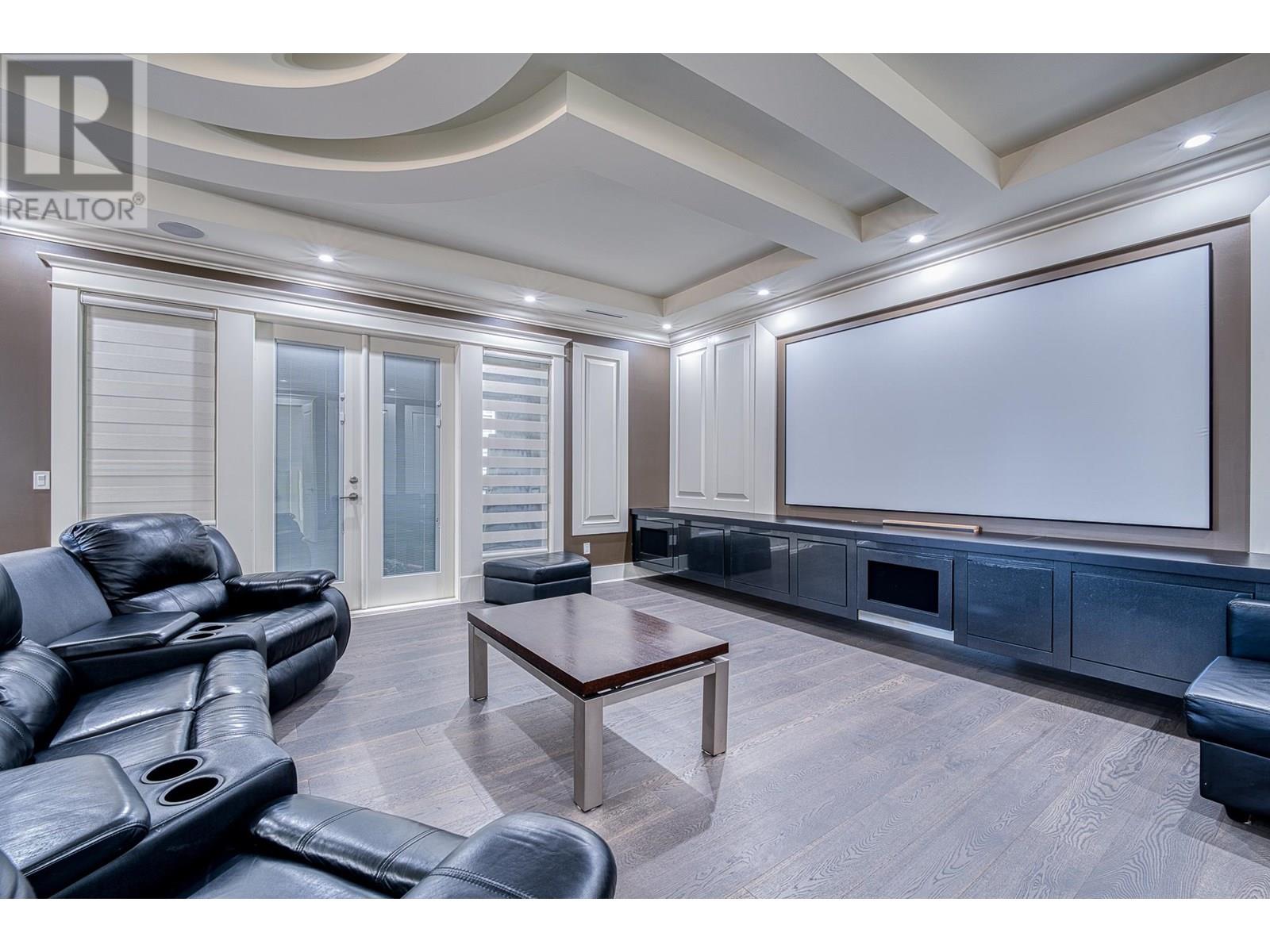 Listing Picture 21 of 38 : 11771 GRANVILLE AVENUE, Richmond / 烈治文 - 魯藝地產 Yvonne Lu Group - MLS Medallion Club Member