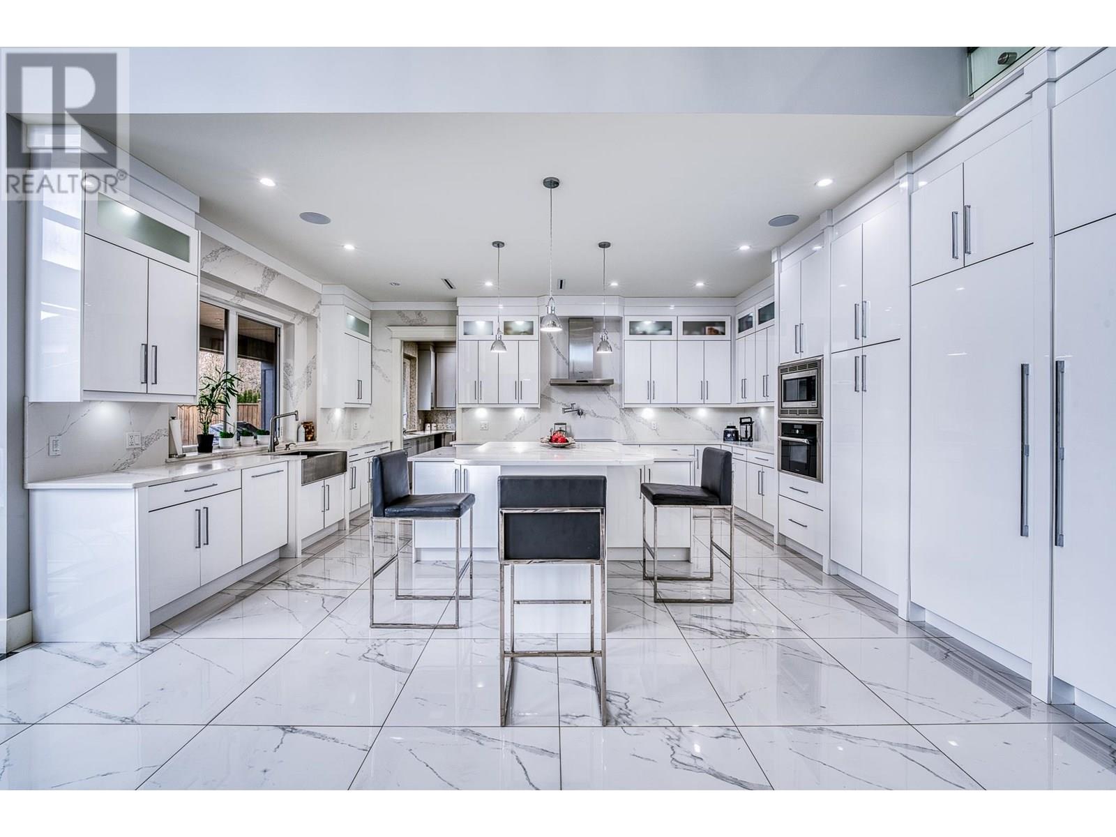 Listing Picture 14 of 38 : 11771 GRANVILLE AVENUE, Richmond / 烈治文 - 魯藝地產 Yvonne Lu Group - MLS Medallion Club Member