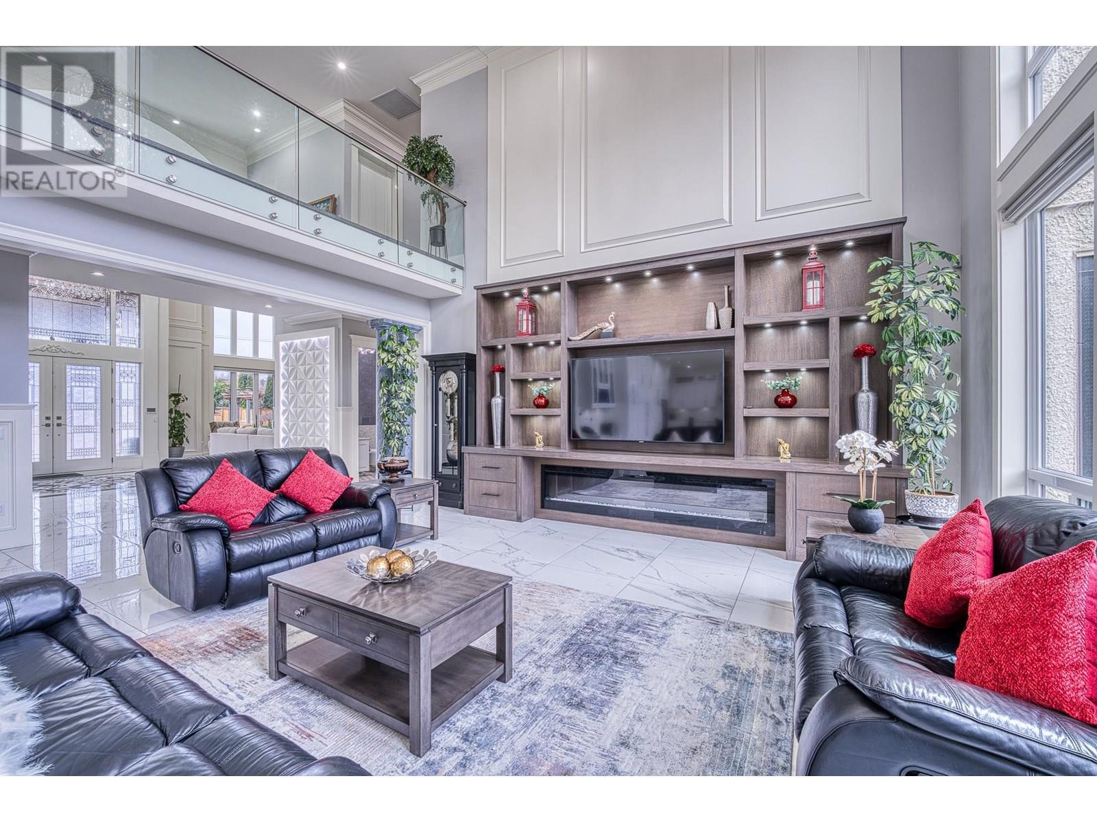 Listing Picture 13 of 38 : 11771 GRANVILLE AVENUE, Richmond / 烈治文 - 魯藝地產 Yvonne Lu Group - MLS Medallion Club Member
