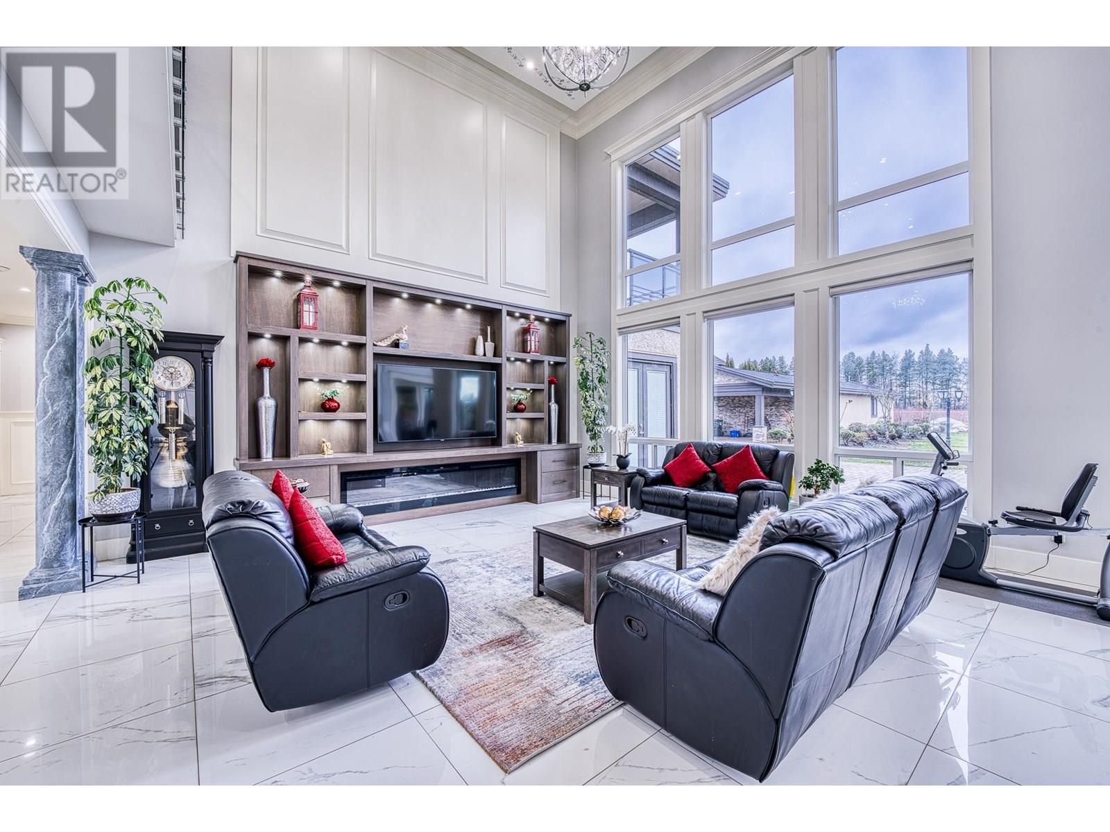 Listing Picture 11 of 38 : 11771 GRANVILLE AVENUE, Richmond / 烈治文 - 魯藝地產 Yvonne Lu Group - MLS Medallion Club Member