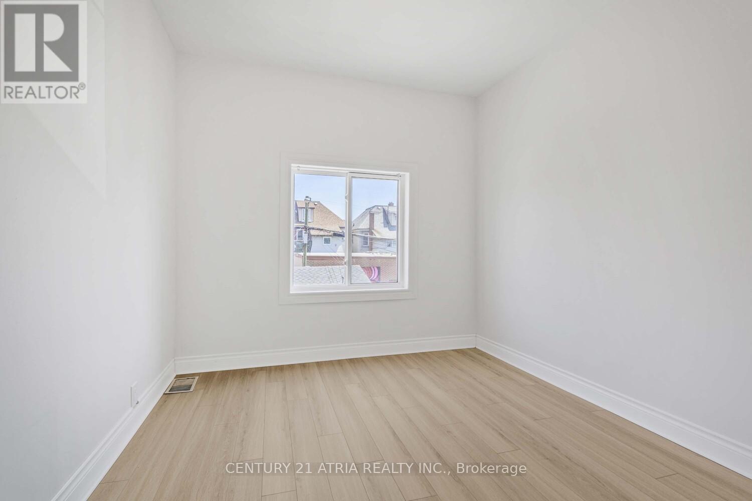 81 Montrose Avenue, Toronto, Ontario  M6J 2T6 - Photo 12 - C12309628