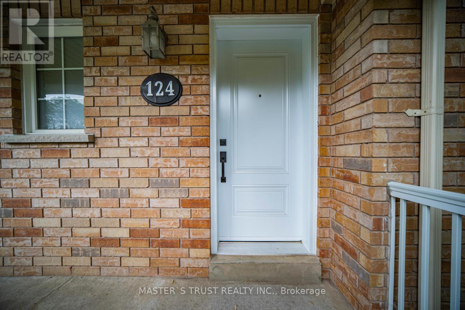 Property at 124 WHITE'S HILL AVENUE image 2