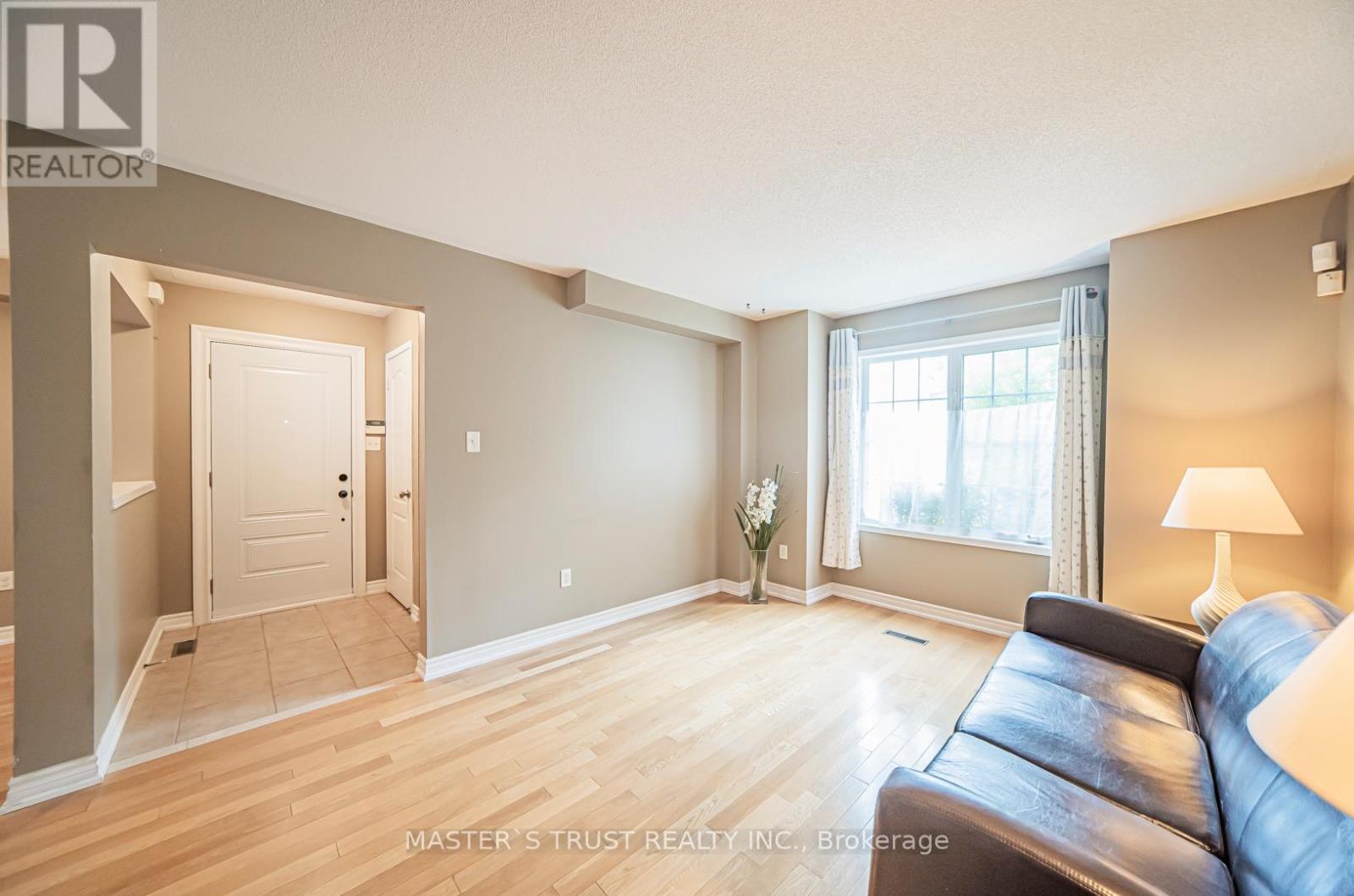 Property at 124 WHITE'S HILL AVENUE image 5