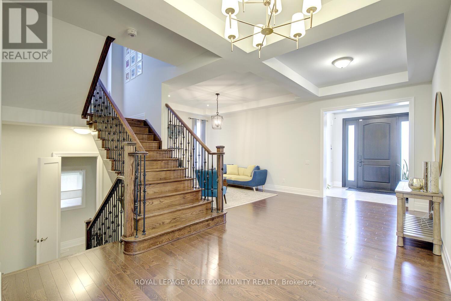 85 Spring Hill Drive, King, Ontario  L7B 0B8 - Photo 10 - N12309637