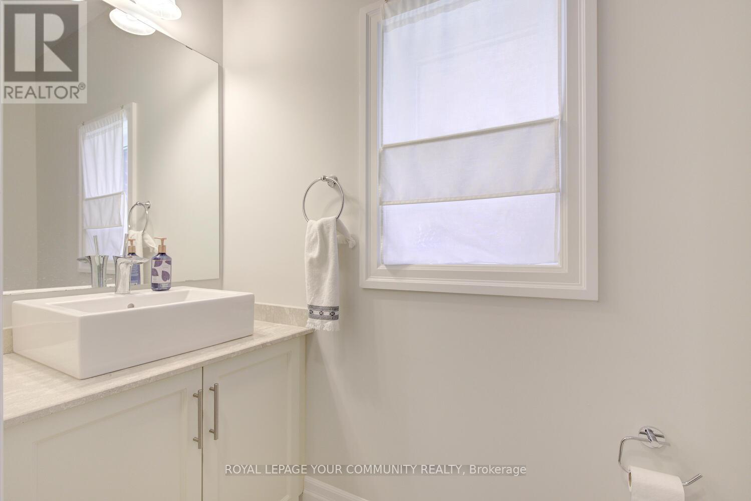 85 Spring Hill Drive, King, Ontario  L7B 0B8 - Photo 27 - N12309637