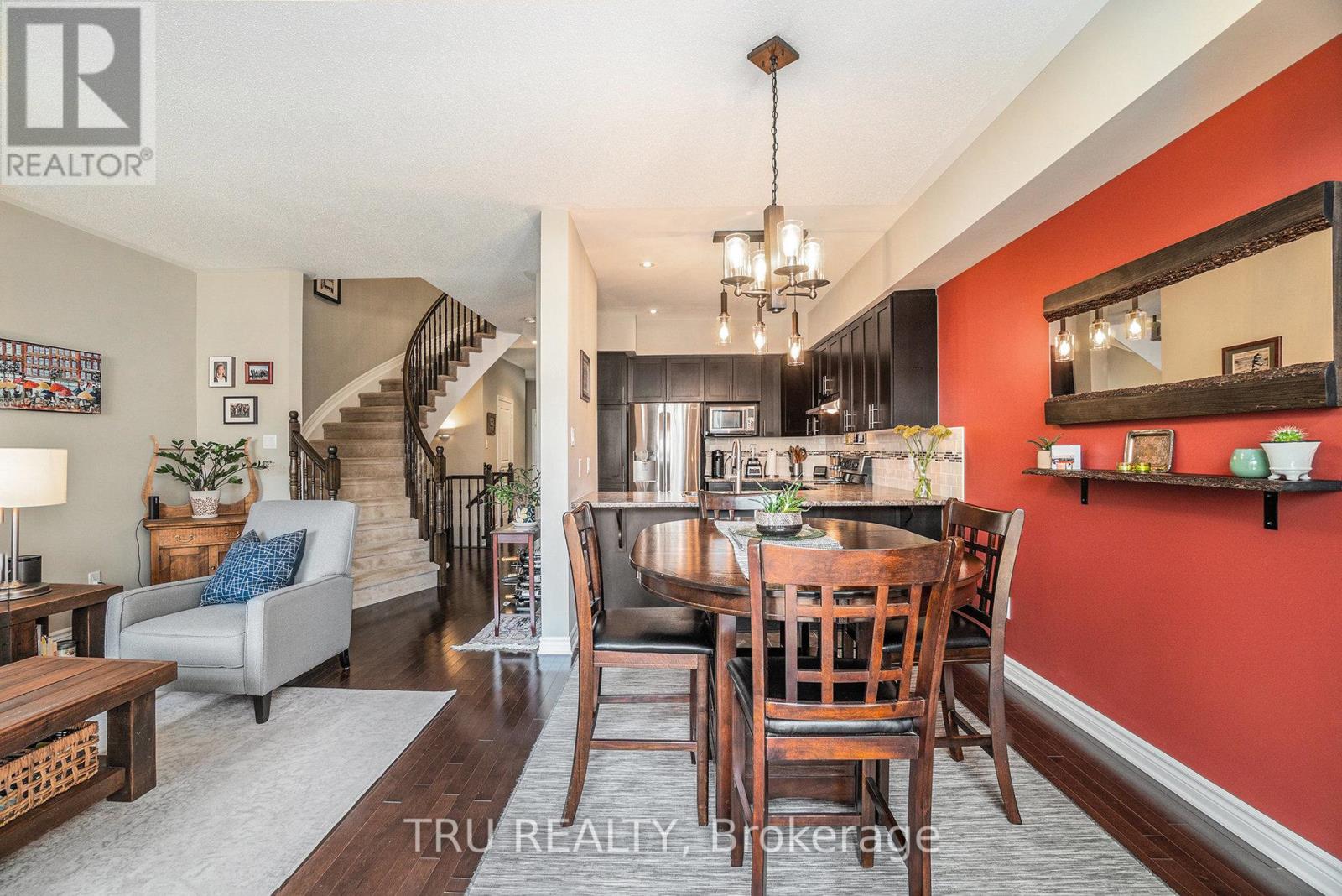 Property at 1113 TISCHART CRESCENT image 4
